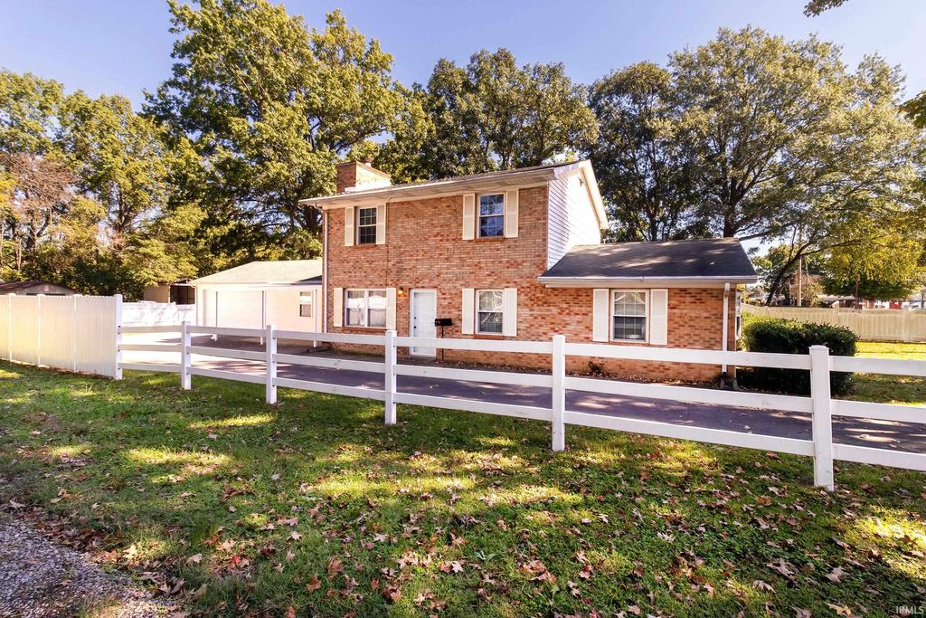 3453 Koressel Avenue, Evansville, IN 47712