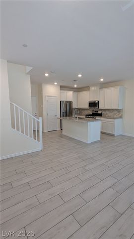 7358 North Decatur Boulevard 4, Las Vegas, NV 89131