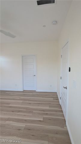 7358 North Decatur Boulevard 4, Las Vegas, NV 89131