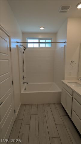 7358 North Decatur Boulevard 4, Las Vegas, NV 89131