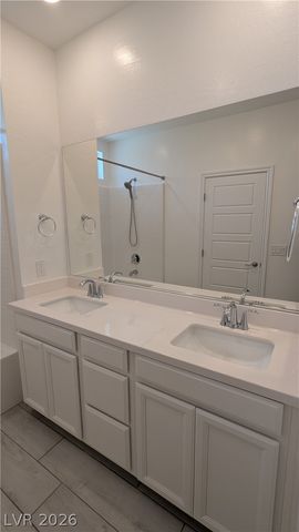 7358 North Decatur Boulevard 4, Las Vegas, NV 89131