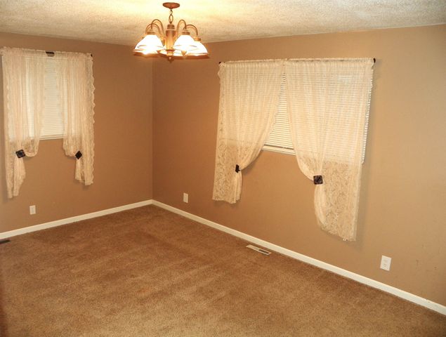 2646 S Pattie Ave., Wichita, KS 67216