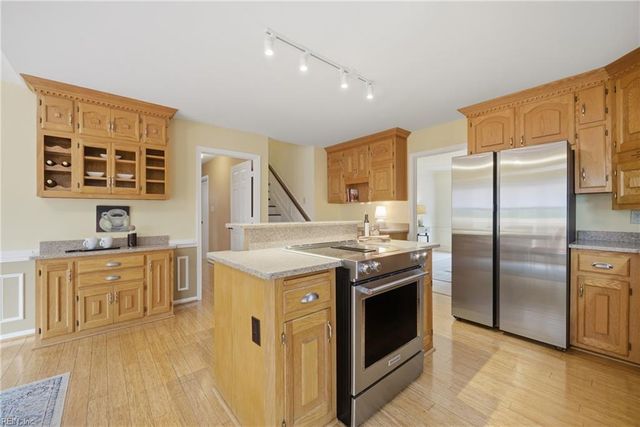 2109 Walpole ST, Virginia Beach, VA 23456