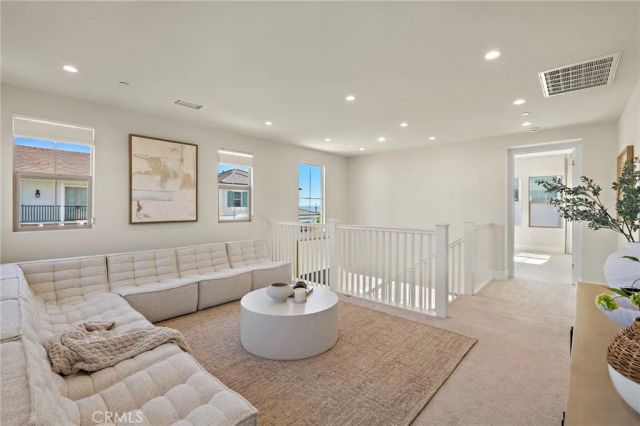 305 Brimwood, Irvine, CA 92618