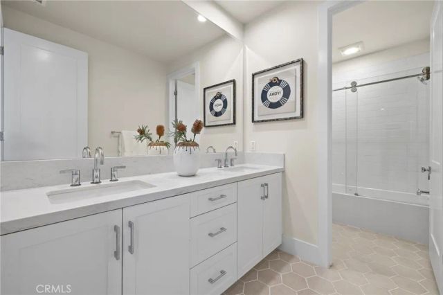 305 Brimwood, Irvine, CA 92618