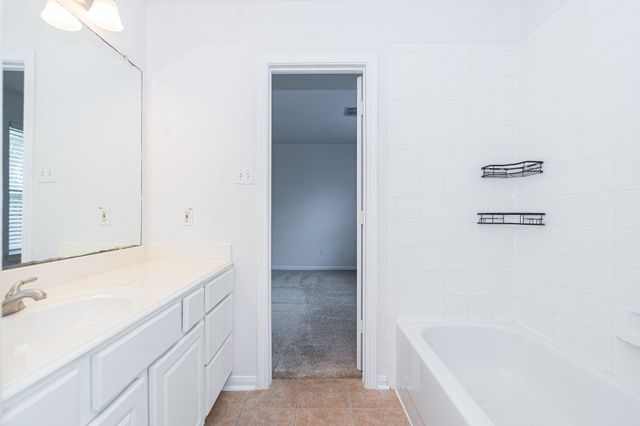 1424 W 24th Street, Houston, TX 77008