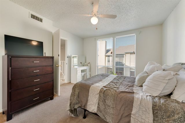 7135 Fair Oaks Avenue 21, Dallas, TX 75231