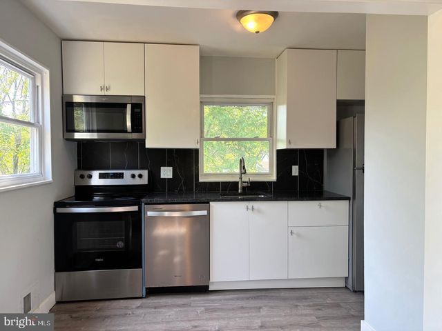 9103 WALLACE RD, Lanham, MD 20706