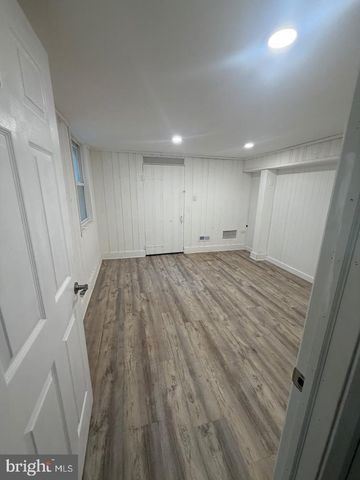 9103 WALLACE RD, Lanham, MD 20706