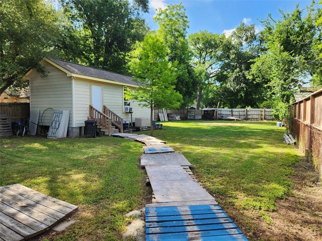 1716 Roxella Street, Houston, TX 77093