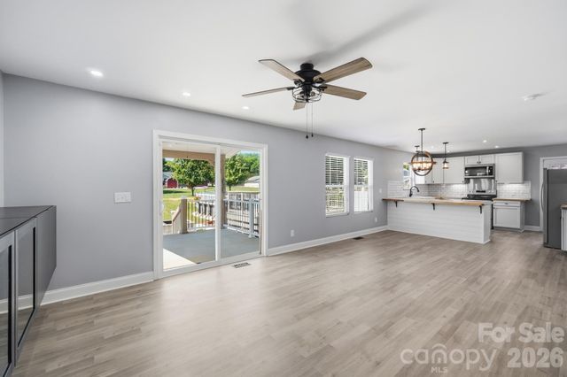 1001 Noles Drive, Mount Holly, NC 28120