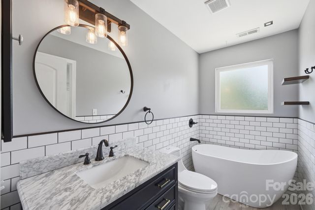 1001 Noles Drive, Mount Holly, NC 28120