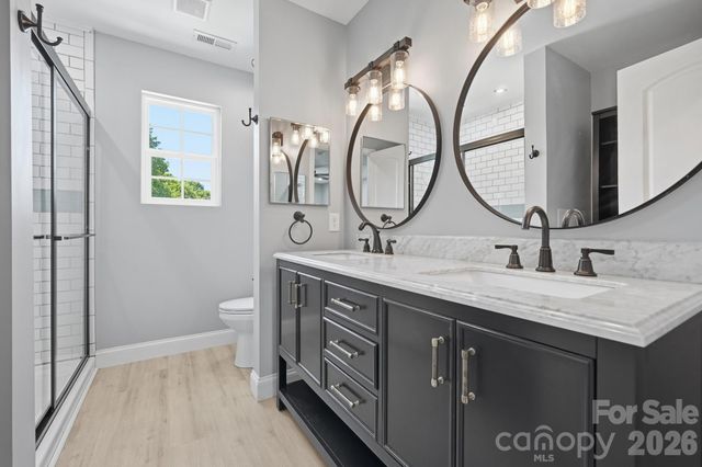 1001 Noles Drive, Mount Holly, NC 28120