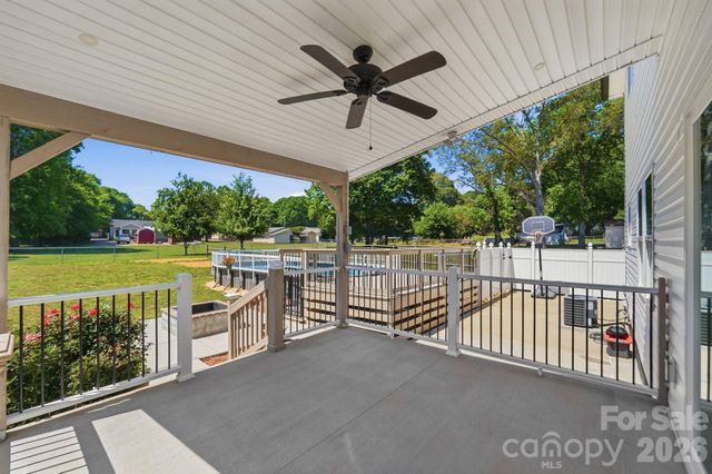 1001 Noles Drive, Mount Holly, NC 28120