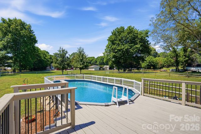 1001 Noles Drive, Mount Holly, NC 28120