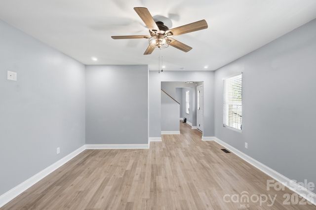 1001 Noles Drive, Mount Holly, NC 28120