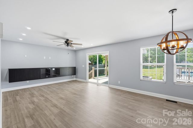1001 Noles Drive, Mount Holly, NC 28120