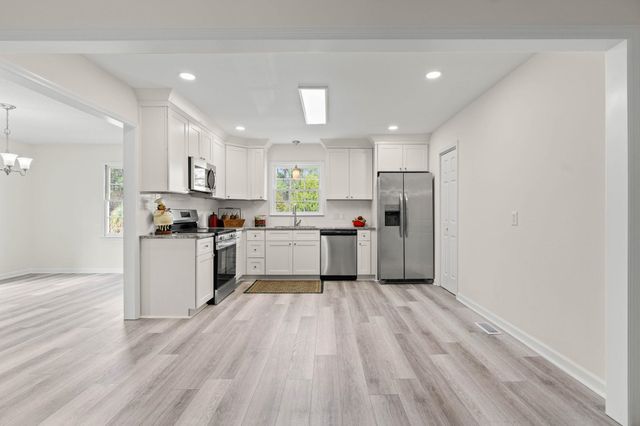 83 Pond St., Georgetown, SC 29440