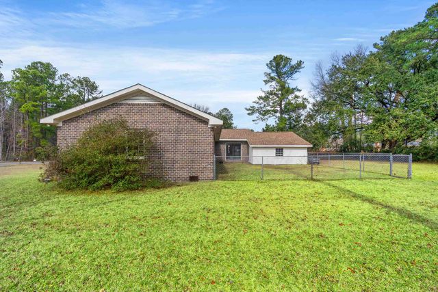 83 Pond St., Georgetown, SC 29440