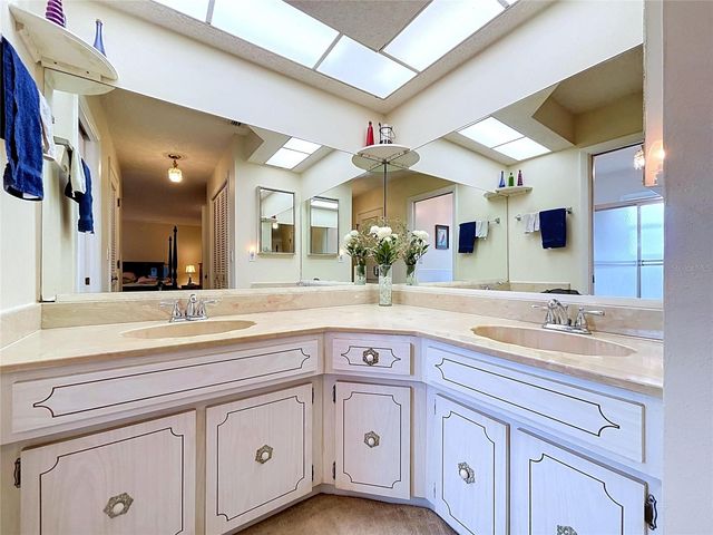 12302 DEEP CREEK DR., Spring Hill, FL 34609