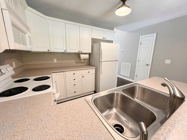 1036 Chesire Way, Gallatin, TN 37066