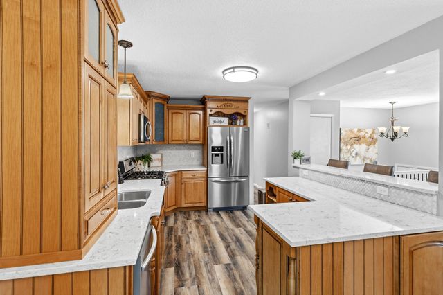 36 13th Avenue SW, New Brighton, MN 55112