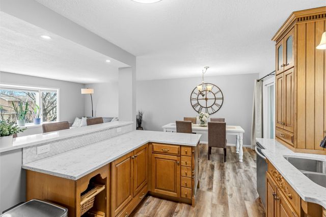 36 13th Avenue SW, New Brighton, MN 55112