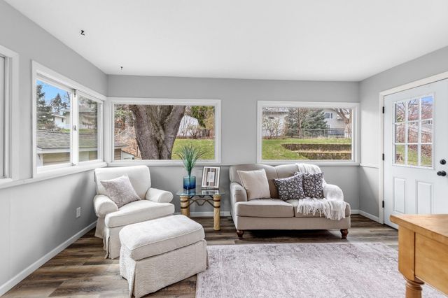 36 13th Avenue SW, New Brighton, MN 55112