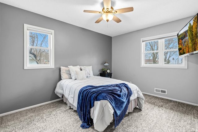 36 13th Avenue SW, New Brighton, MN 55112