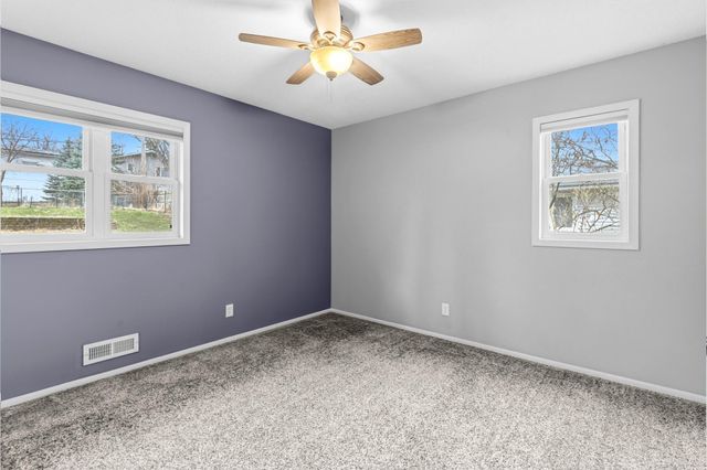 36 13th Avenue SW, New Brighton, MN 55112