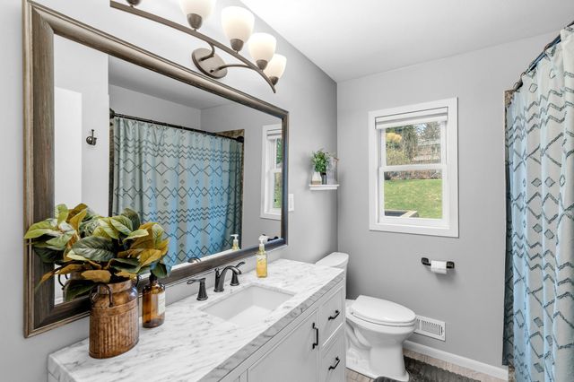 36 13th Avenue SW, New Brighton, MN 55112