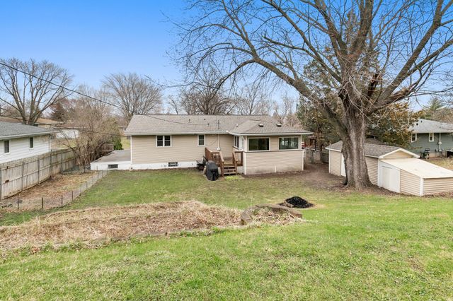 36 13th Avenue SW, New Brighton, MN 55112