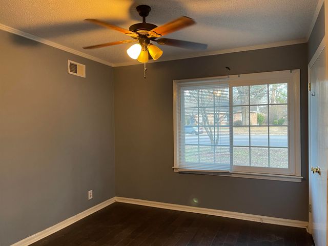 443 N WHITE STATION RD, Memphis, TN 38117