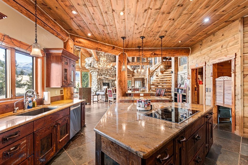 569/571 Cinnabar Basin Road, Gardiner, MT 59030 photo 13