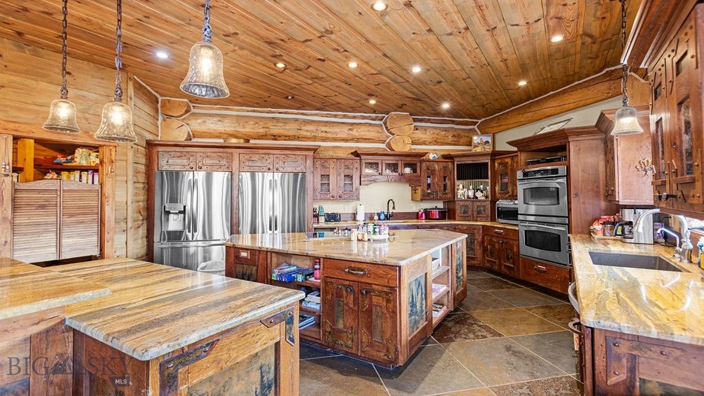 569/571 Cinnabar Basin Road, Gardiner, MT 59030 photo 14