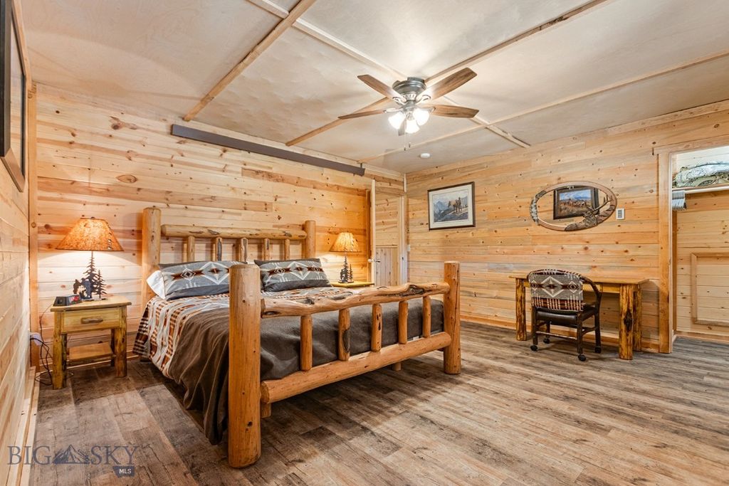 569/571 Cinnabar Basin Road, Gardiner, MT 59030 photo 40