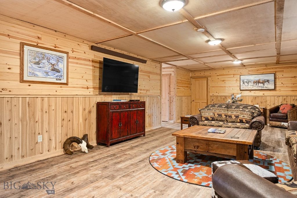 569/571 Cinnabar Basin Road, Gardiner, MT 59030 photo 42