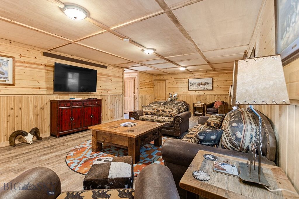 569/571 Cinnabar Basin Road, Gardiner, MT 59030 photo 48