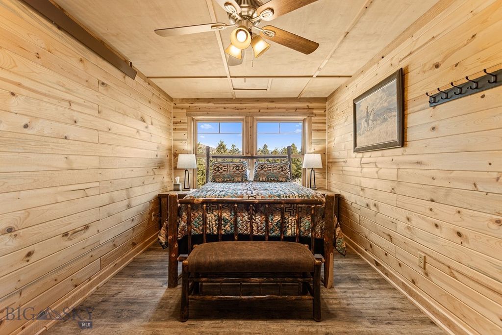 569/571 Cinnabar Basin Road, Gardiner, MT 59030 photo 51