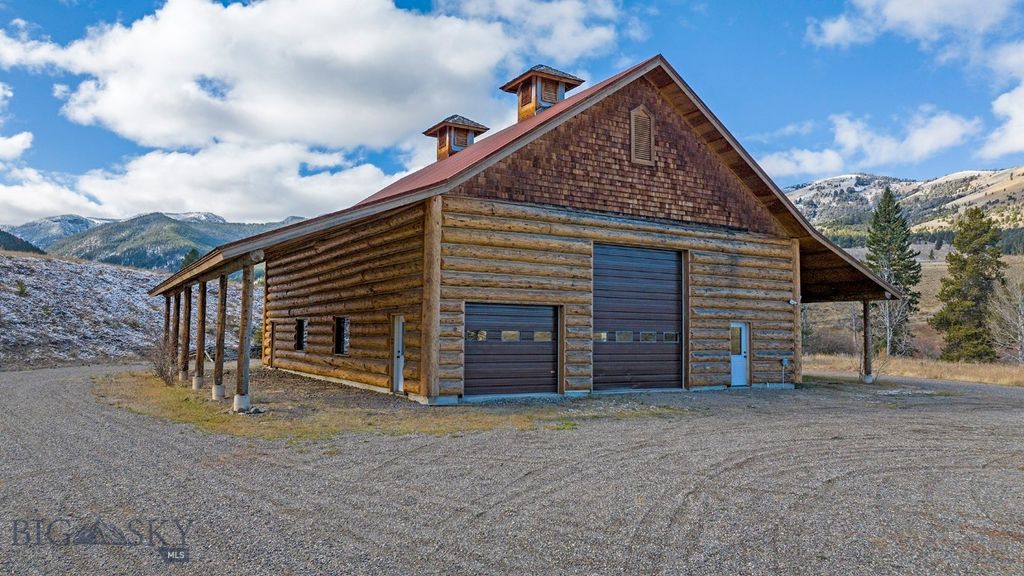 569/571 Cinnabar Basin Road, Gardiner, MT 59030 photo 57