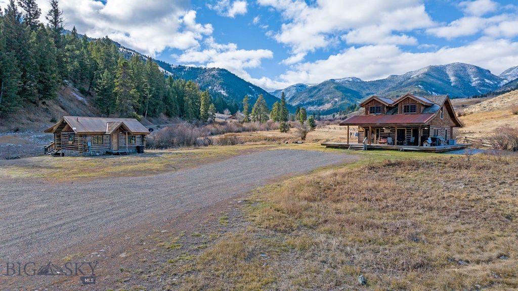569/571 Cinnabar Basin Road, Gardiner, MT 59030 photo 58