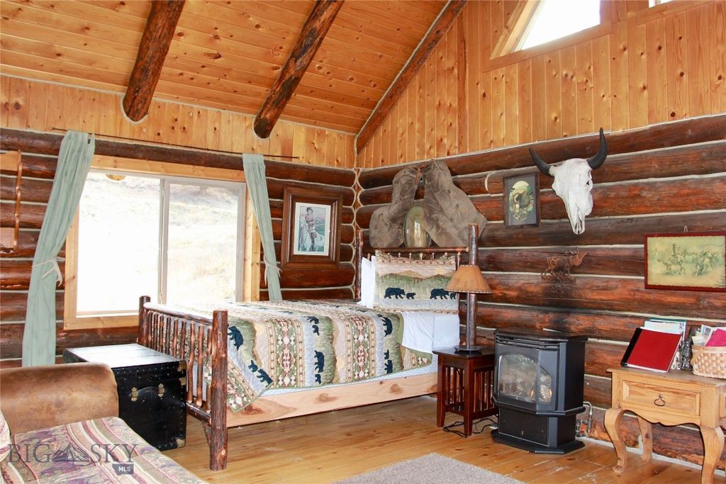 569/571 Cinnabar Basin Road, Gardiner, MT 59030 photo 86