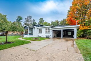 1559 Laughlin Drive Nw, City Of Grand Rapids, MI 49504