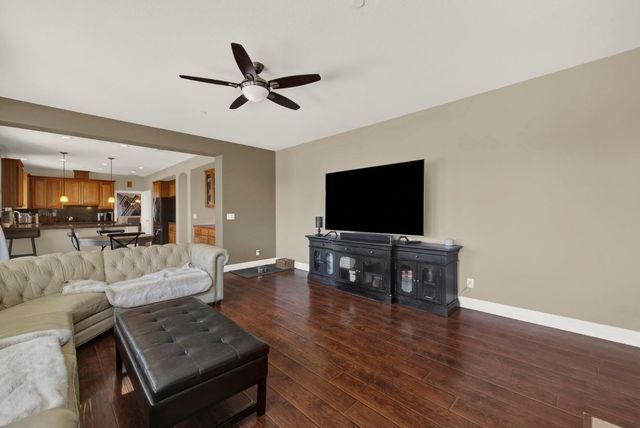 33565 Wildwing Dr, Woodland, CA 95695