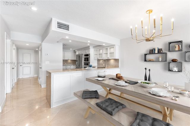 5990 Paradise Point Dr, Palmetto Bay, FL 33157