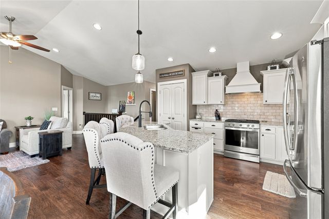 1202 NE Cold Harbor Drive, Ankeny, IA 50021