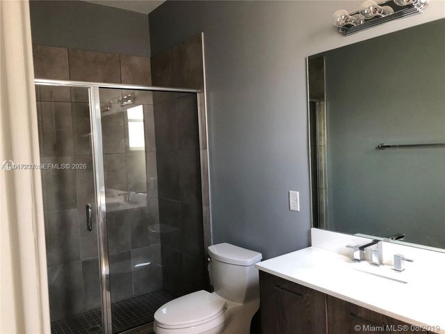 440 NE 35th Court 3, Oakland Park, FL 33334