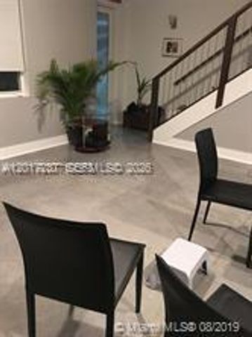 440 NE 35th Court 3, Oakland Park, FL 33334