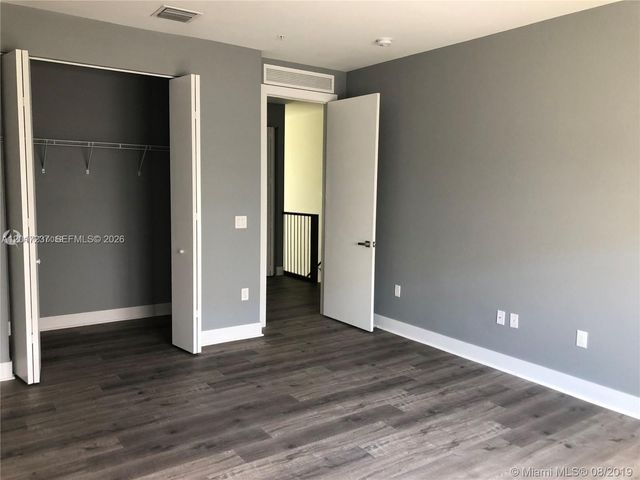 440 NE 35th Court 3, Oakland Park, FL 33334