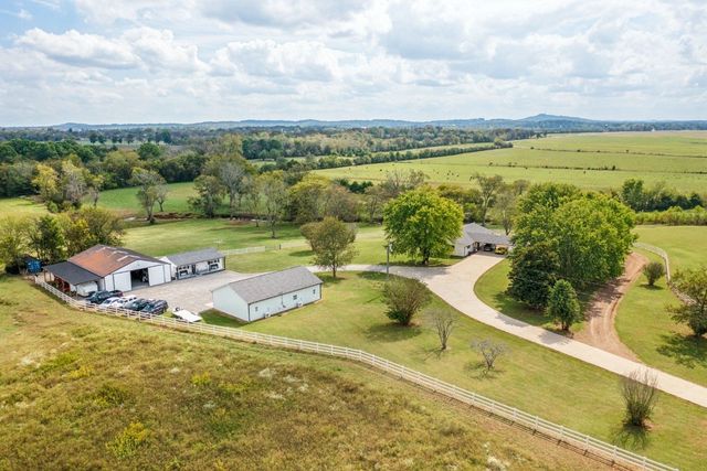 3124 Highway 231 North, N, Shelbyville, TN 37160